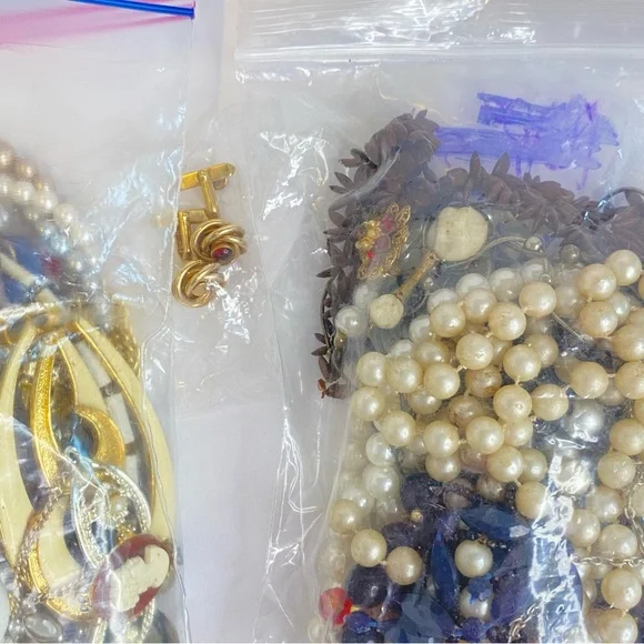 Jewelry Lot 1.6lb+ Mixed Vintage Modern Necklace Bracelet Craft Junk Jewelry - Picture 8 of 11